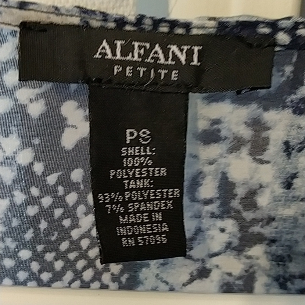 Alfani flowy Top With Sheer Overlay And Flutter Sleeves Paint Splatter Design - Picture 4 of 7